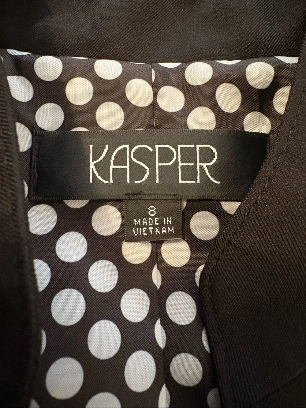 Vintage Y2K Kasper black belted blazer jacket. Size 8.